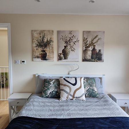 Clifton House O2 & Excel Rooms With Private Bathroom And Breakfast Option London Exteriör bild