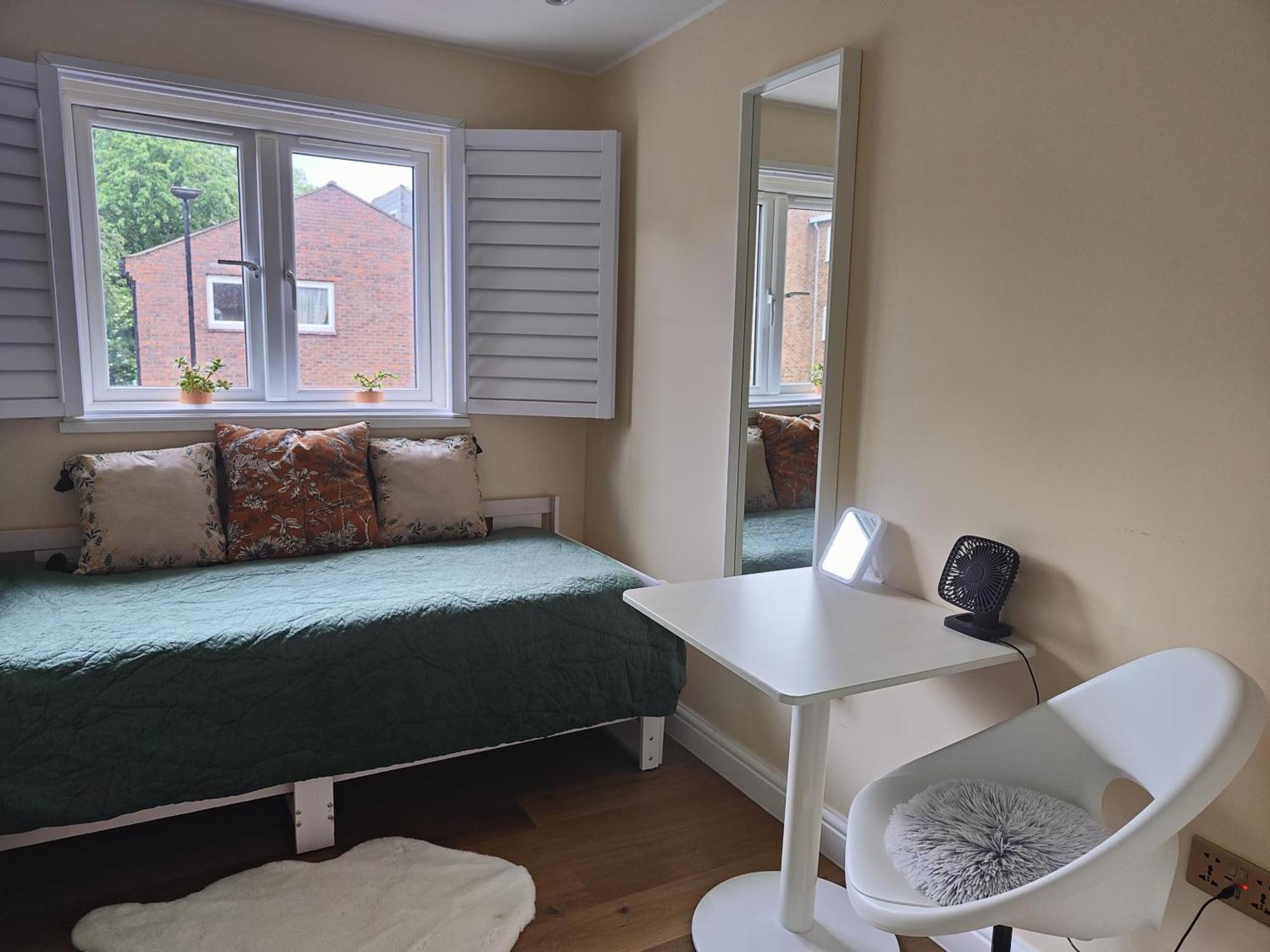 Clifton House O2 & Excel Rooms With Private Bathroom And Breakfast Option London Exteriör bild